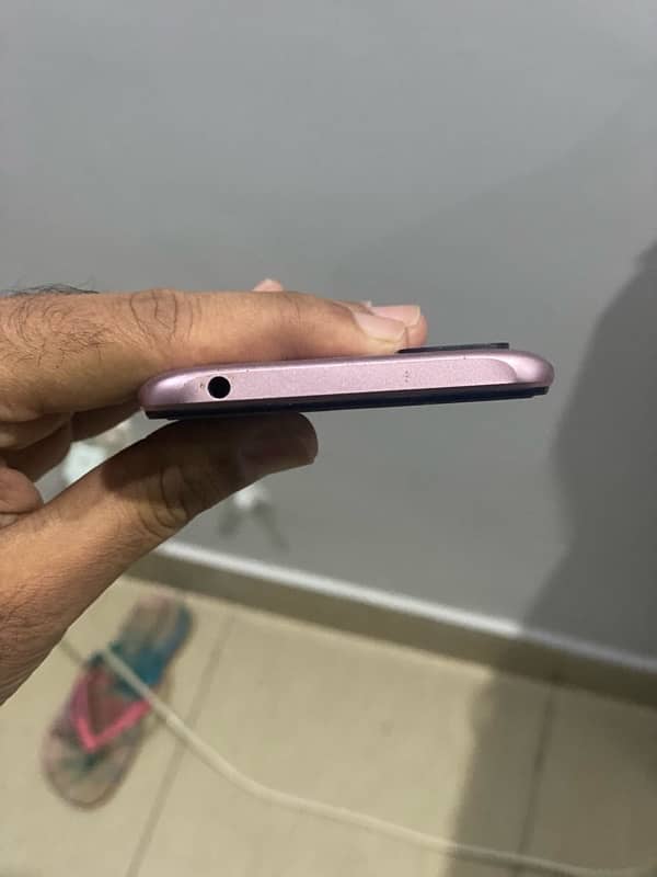 Redmi 9C (4/128) 4