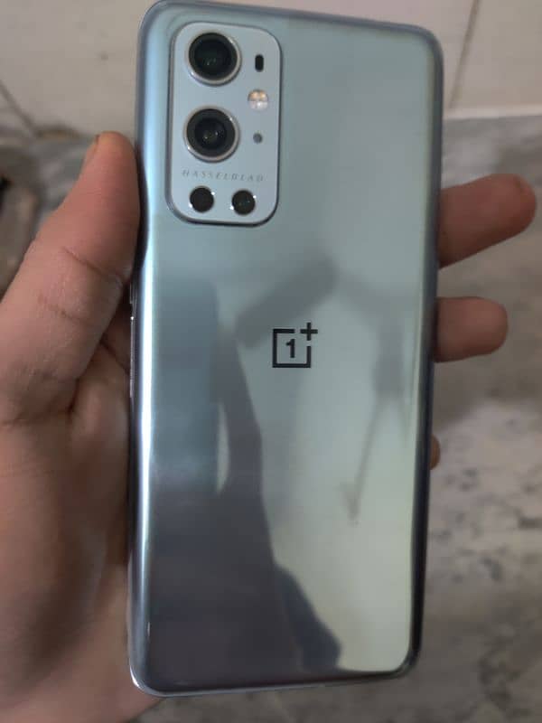 OnePlus 9 pro 12 / 256 global dual sim . . . 0