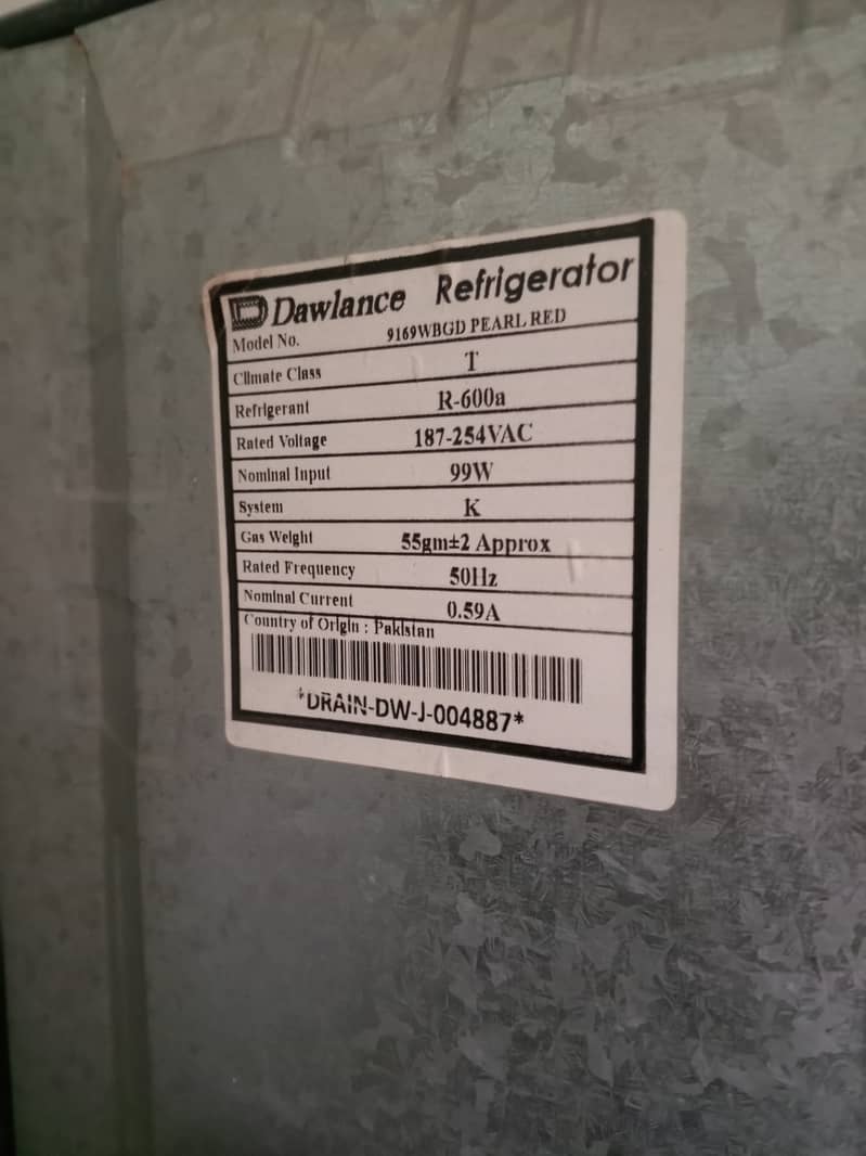 Dawlance Refrigerator New condition only 1 Year used 1