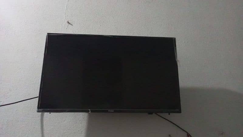 Haeir 32 Inch LCD Siple For Sale 0