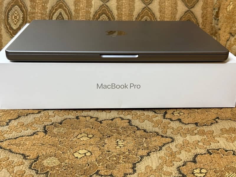 MacBook Pro 14’’ M2 Pro 16GB/1TB Apple Care Plus 6