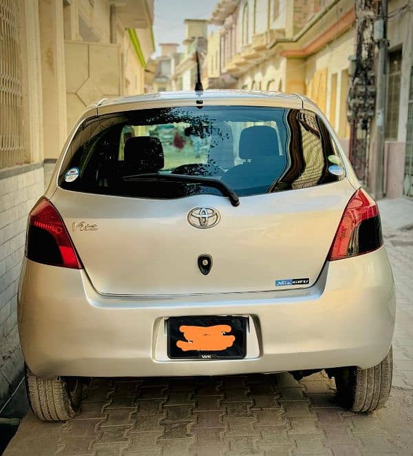 Toyota Vitz 2009 1