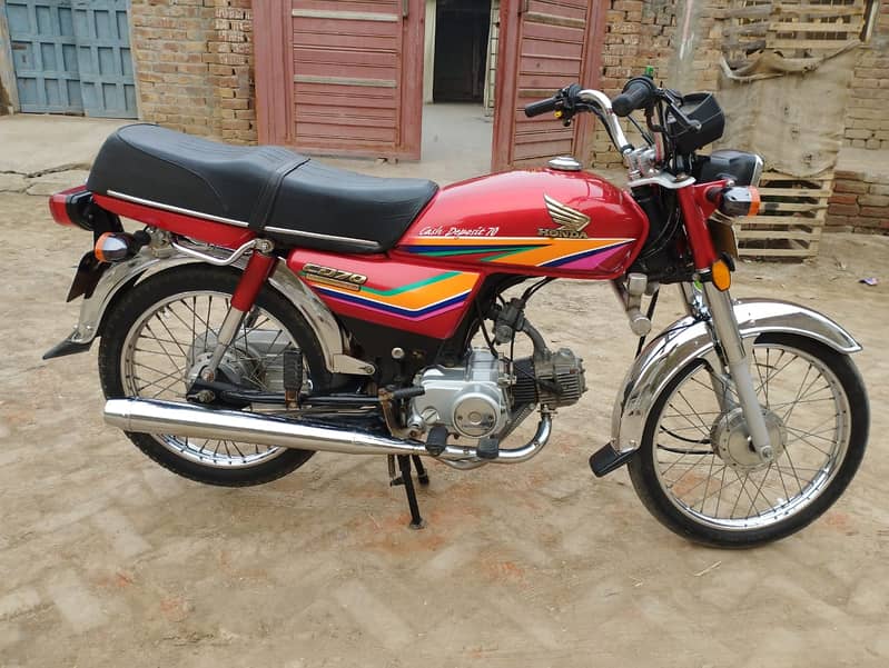 Honda CD 70 cc bike model 2012 for sale call number 03134933716 0