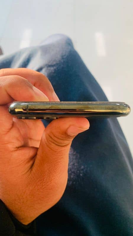 iPhone 11 pro max PTA approved 64 gb 5