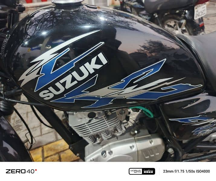 Suzuki gs 150  2021 2