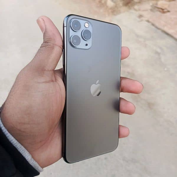 iPhone 11 pro max PTA approved 1