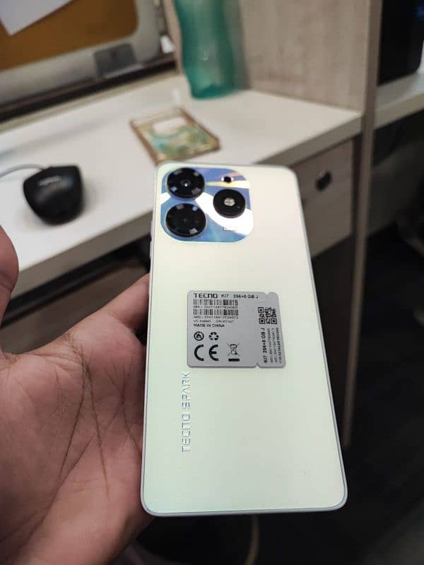 TECNO SPARK 10 PRO 6