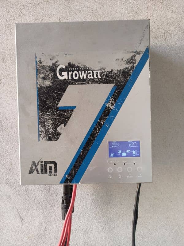 GROWATT 2.8 KVA VM PLUS 7