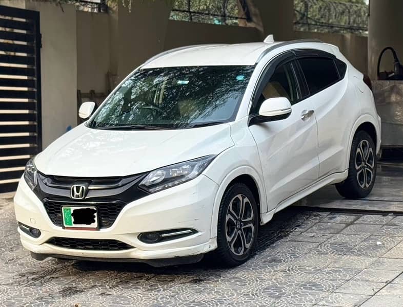 Honda Vezel 2015 1