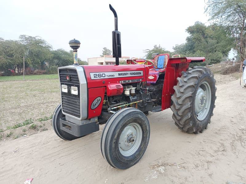 Massey Ferguson tractor 260 4