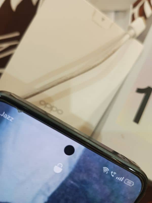 oppo Reno F11 5G. 8/256 3