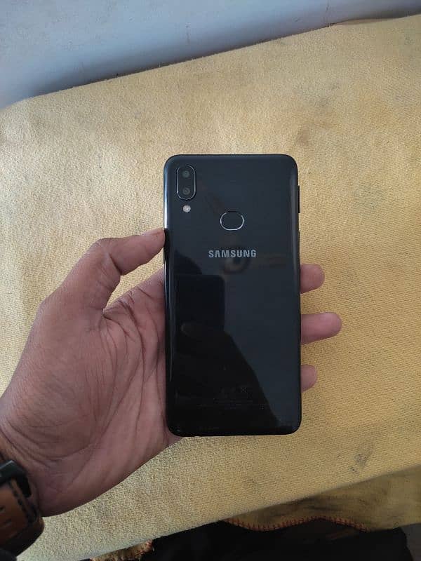 Samsung Galaxy A10s 0