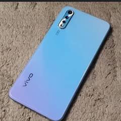 Vivo S1 4+1/128 gb 10/9.5