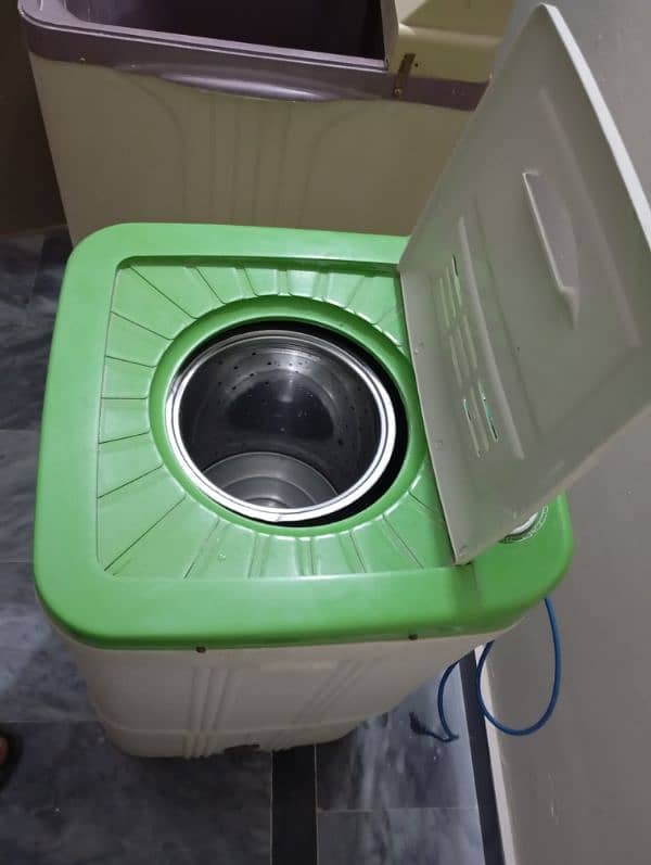 watching machine and Dryer for sale 2