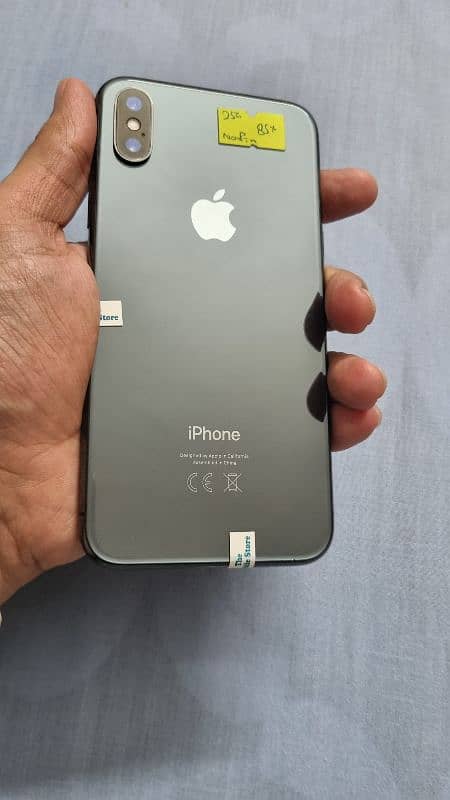 IPhone X 256 GB 85% battery Factory unlocked 4