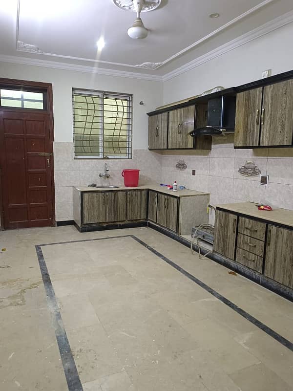 10marla 3beds DD TV lounge kitchen attached baths neat clean ground portion for rent in G 13 3 islamabad 3