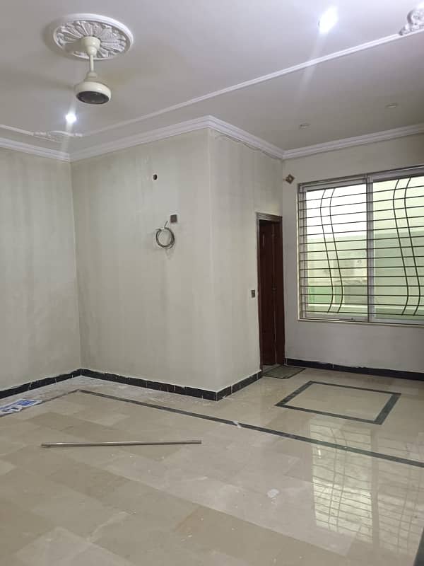 10marla 3beds DD TV lounge kitchen attached baths neat clean ground portion for rent in G 13 3 islamabad 4