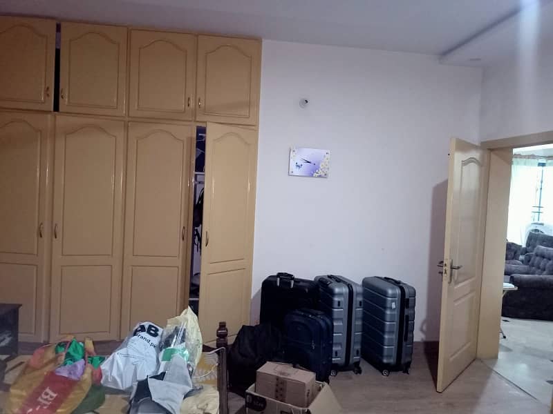 10 MARLA CORNER HOUSE AVAILABLE FOR SALE IN FAISAL TOWN BLOCK C 12