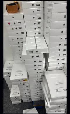 iPad 9, 9th generation Boxpack Non active 1 year stock available