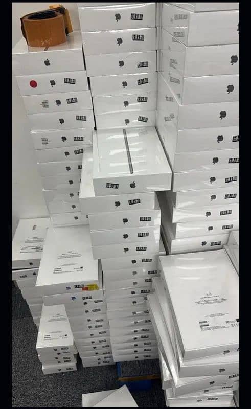 iPad 9, 9th generation Boxpack Non active 1 year stock available 0