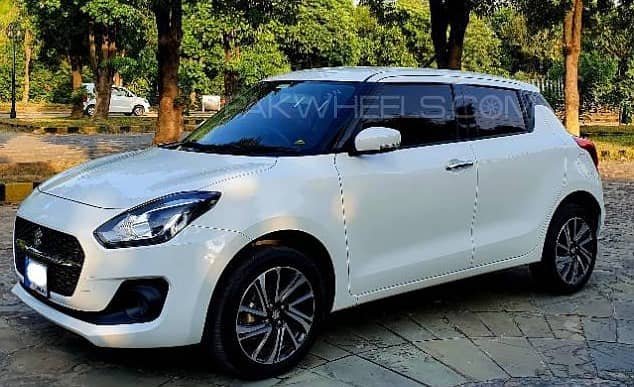 Suzuki Swift 2024 GLX CVT VVT 1