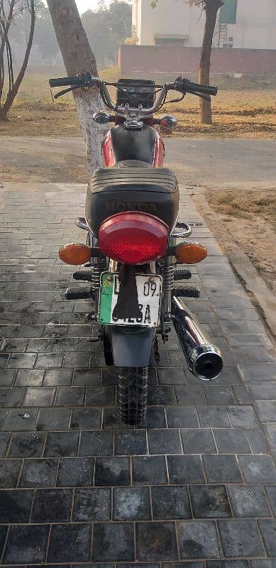 Honda 125cc/Model 2009 6