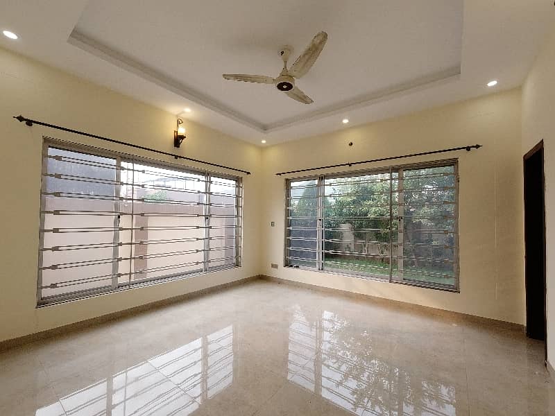 This Is Your Chance To Buy On Excellent Location House In DHA Defence Phase 1 Islamabad 4