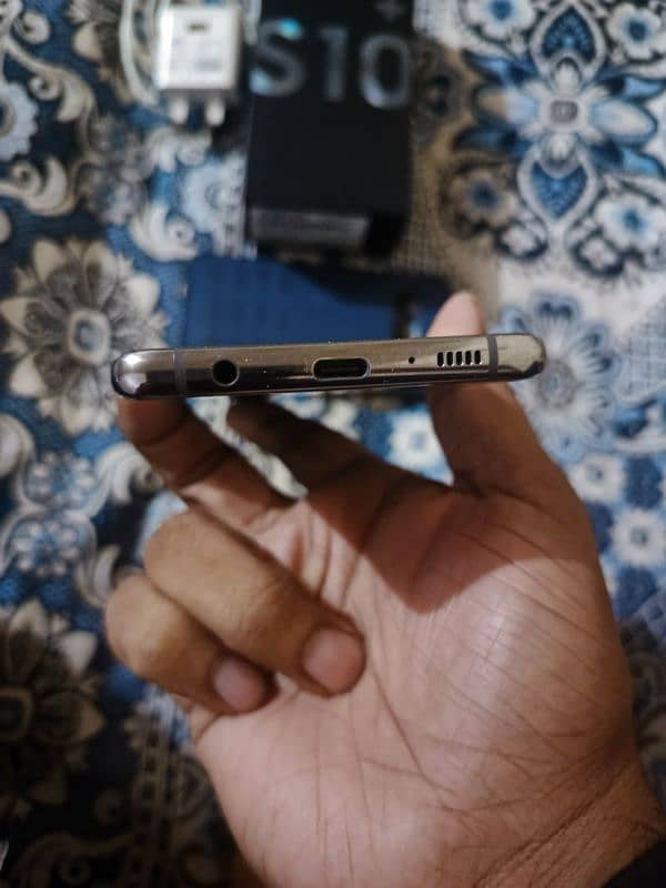 Samsung S10 plus 8/128 official PTA proved 3