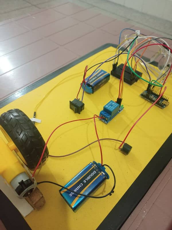 Arduino based Anti sleep alarm for drivers / Uni/College Project 1