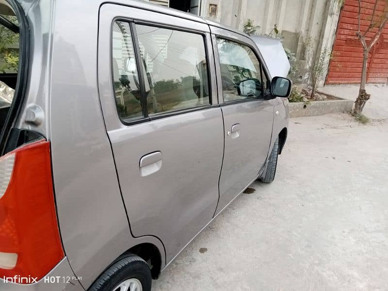 Suzuki Wagon R 2019 1