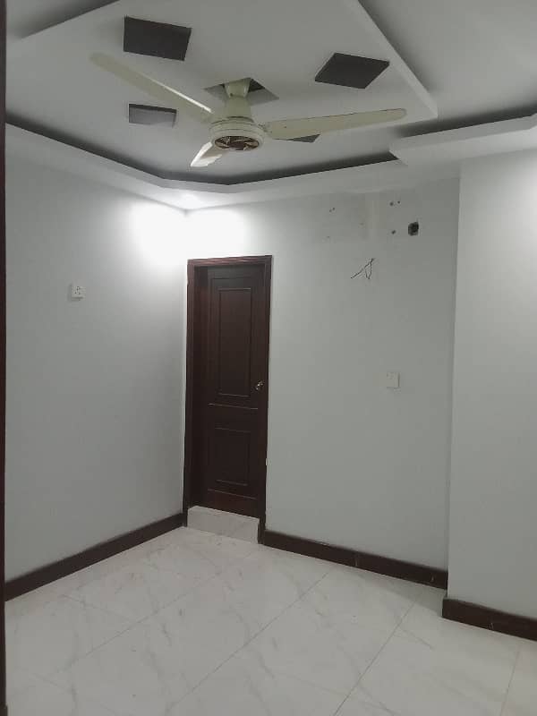 150 SQUARE YARDS GROUND PLUS BASEMENT FLOOR AVAILABLE SILENT COMMERCIAL OFFICE USED BRAND NEW 0