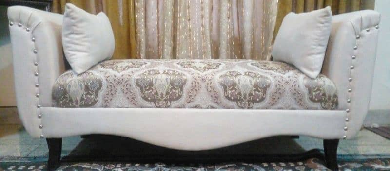 Very beautiful heavy comfortable Molty foam dewan03335138001 1