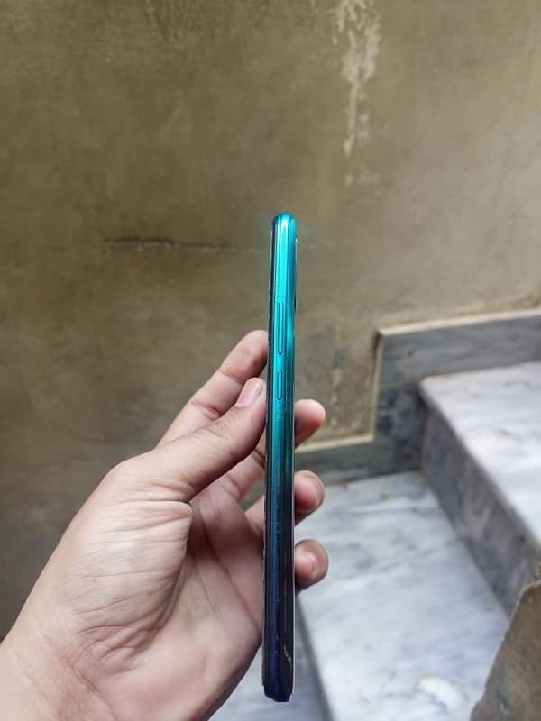 infinix hot 9 play 4/64 2