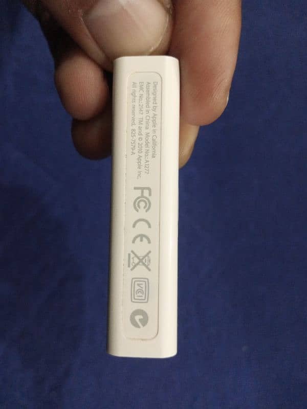 Apple USB Ethernet Adapter 1