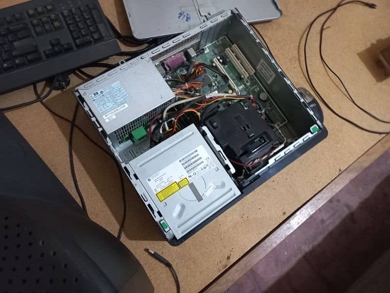 HP COMPAQ DC5700 4