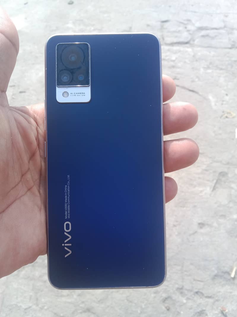 Vivo v21 8/128 2