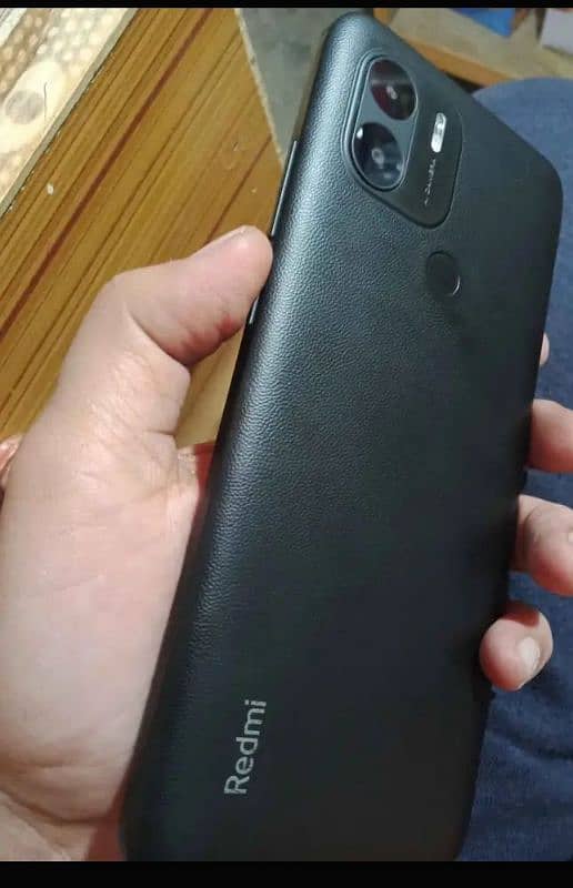 Redmi a2+ with box condition 10 by 10 exchange possible with good phon 4