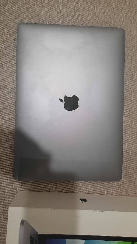 MacBook Pro 13.3 M1 2020 16 GB ram 0