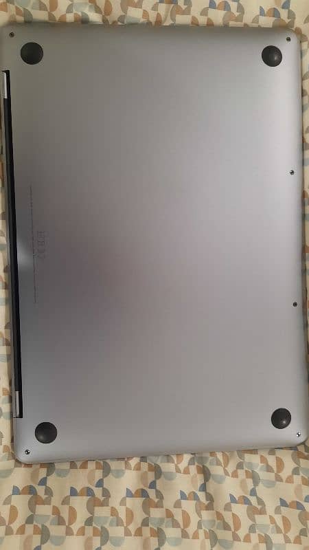 MacBook Pro 13.3 M1 2020 16 GB ram 1