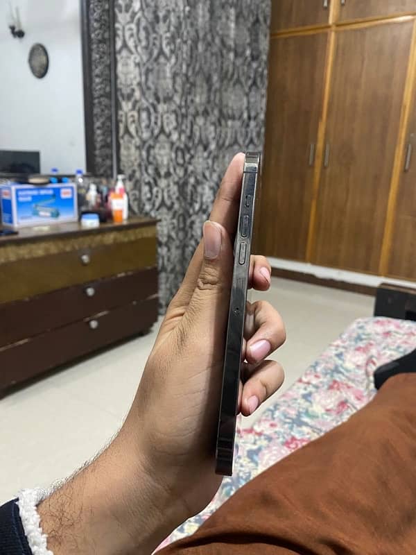 iphone 13 pro max  factory 256 gb 3