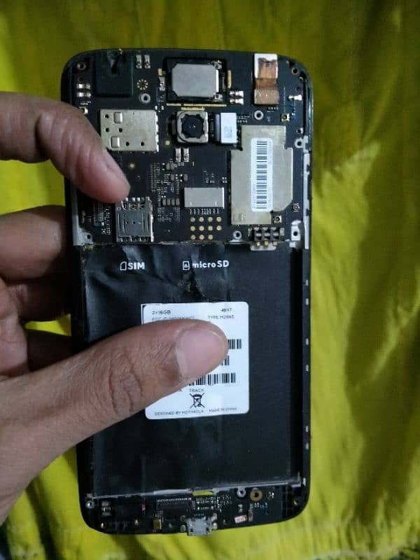 Moto E4 BOARD 3