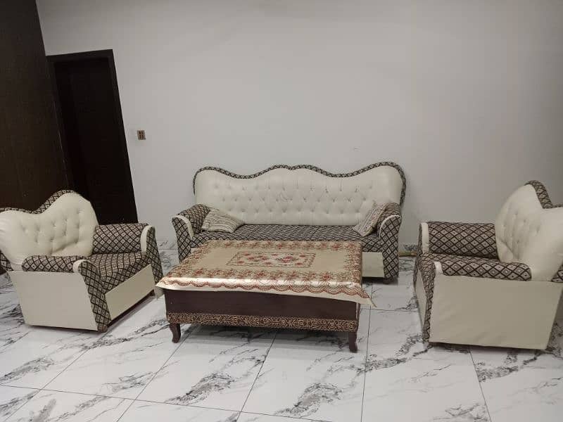 Sofa set 0