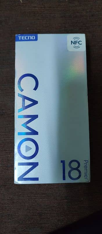 tecno camon 18 premier 8/256, condition 10 by 9 excellent 4