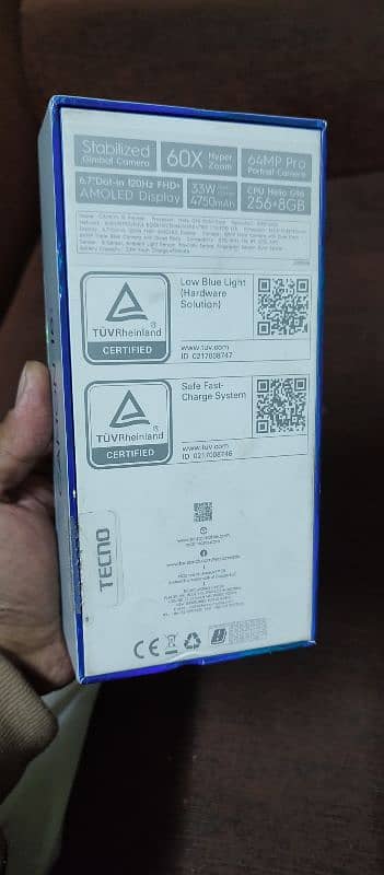 tecno camon 18 premier 8/256, condition 10 by 9 excellent 5