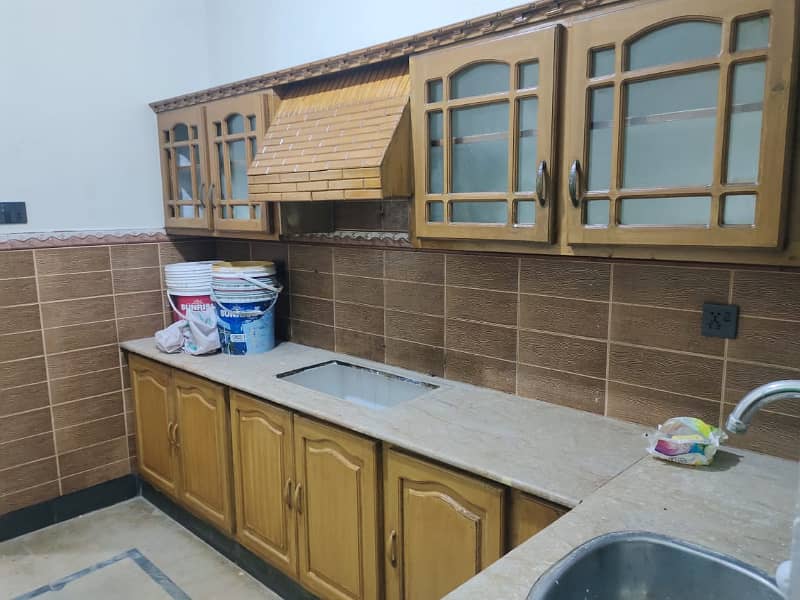 5marla first floor house available for rent with gas Islamabad 1