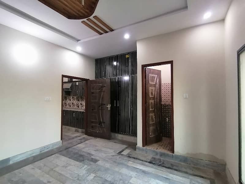 Looking For A Prime Location House In Lahore 11