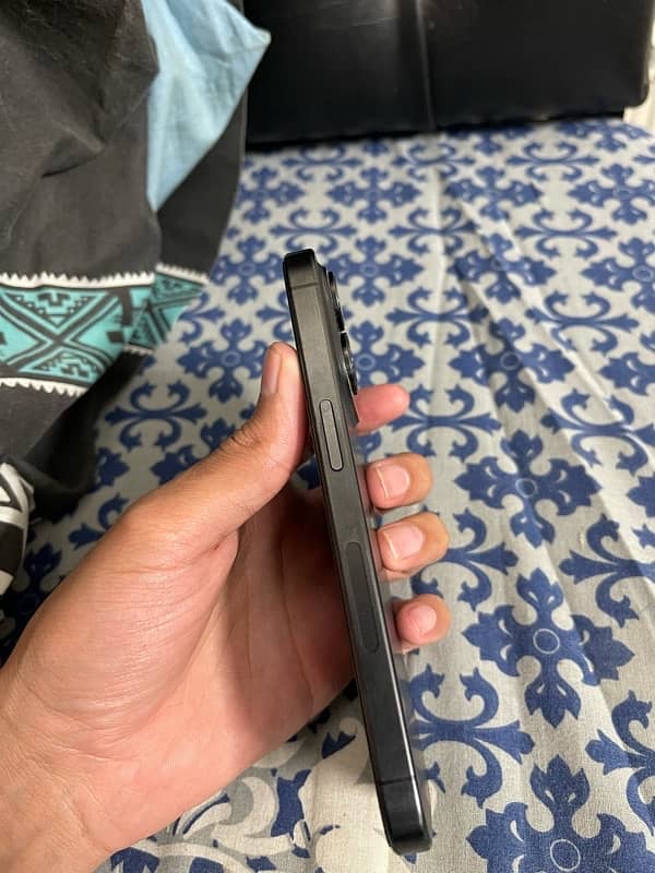 iphone 15 pro 128 (Non PTA) 3