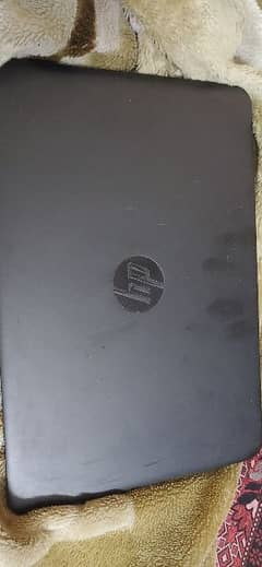 hp laptop for sale bargaining hojaye gi urgent sale krna he