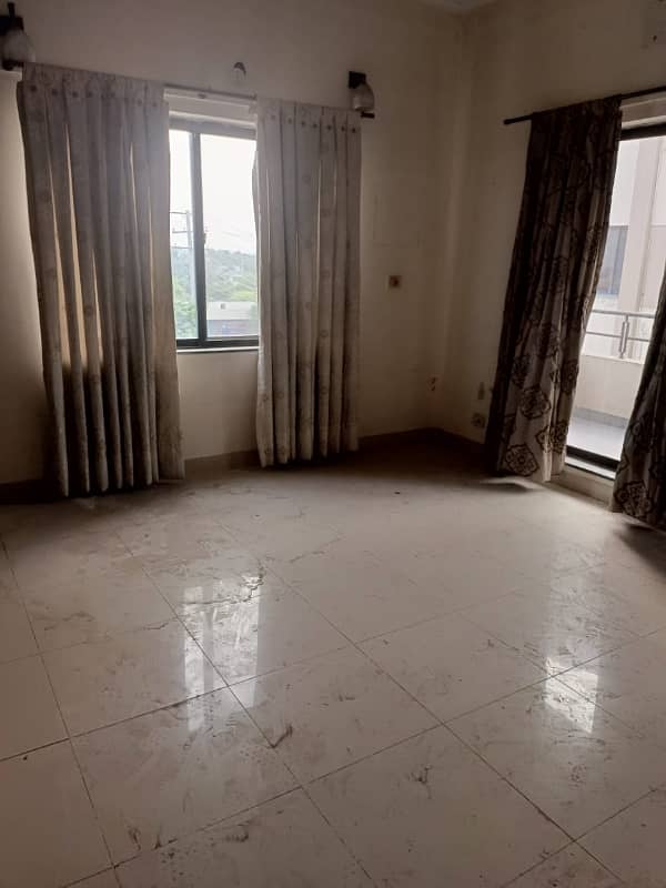 6 Marla 2 Bedroom Flat For Sale In Askari 11 Rs. 18000000 6