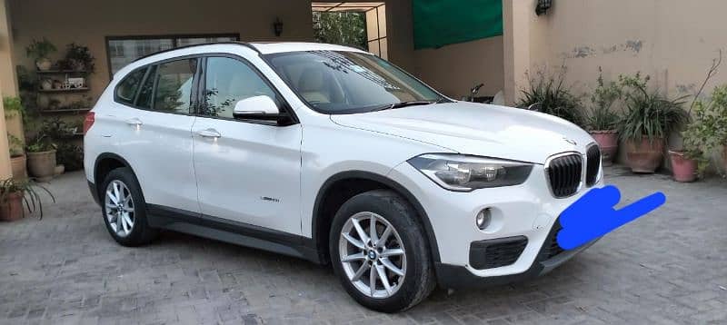 BMW X1 2017 1